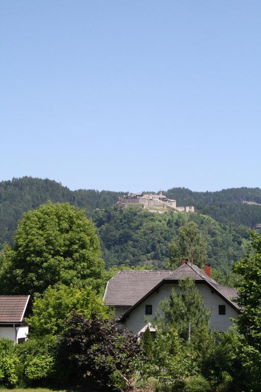 Ferienwohnungen Benedikt Villach Bagian luar foto